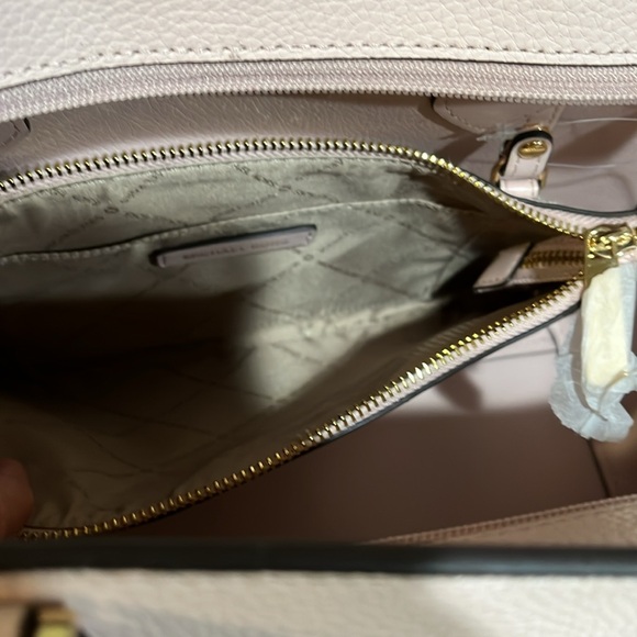 Michael Kors Charlotte Large 3-in-1 Tote Crossbody Handbag Leather Powder Blush - Picture 10 of 11